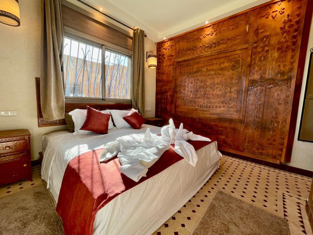 Hotel Apartments Lexpert " Riad The Family" Мерзуга Экстерьер фото