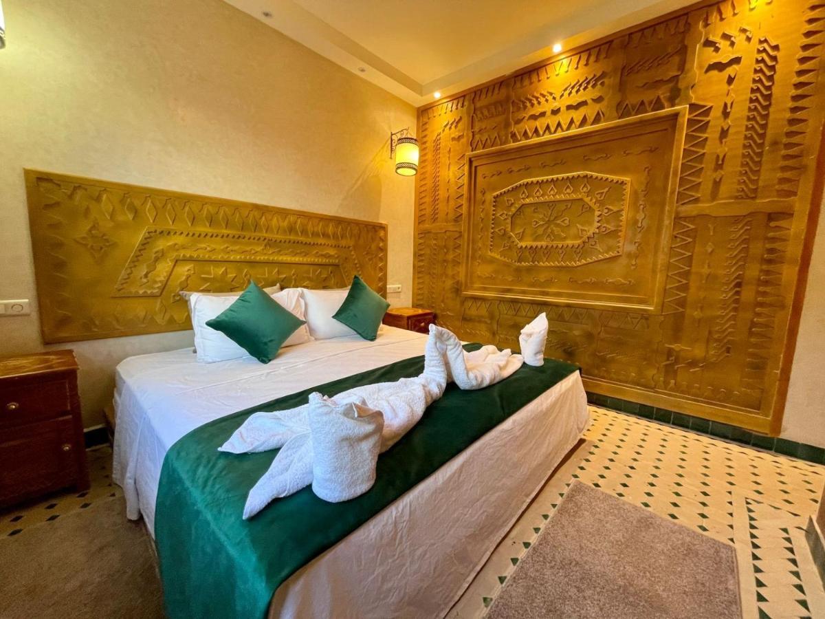 Hotel Apartments Lexpert " Riad The Family" Мерзуга Экстерьер фото